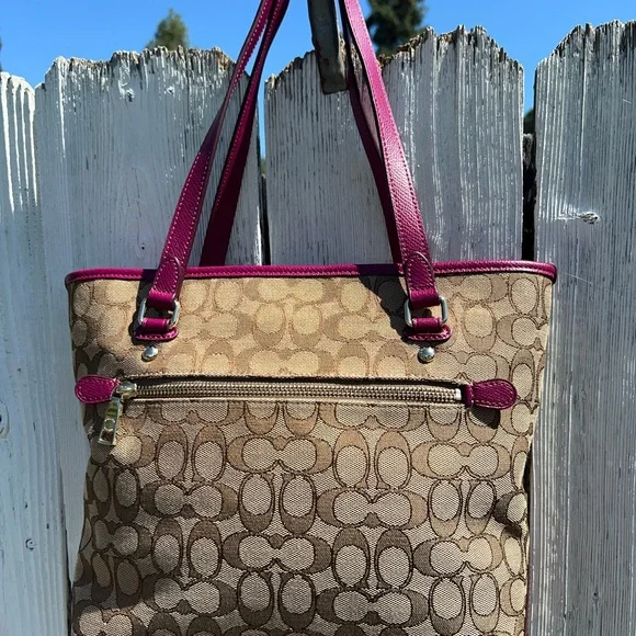 Coach Top Zip Shoulder Tote - D1657-F55364 - Picture 9 of 15